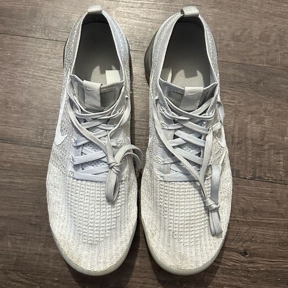 The Nike Air VaporMax Flyknit 3 White Pure Platinum Size 12.5 Men’s - - Picture 3 of 8